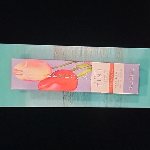 New Bloom Effects Tulip Tint Lip & Cheek Balm in Crispa Coral, 13 mL - Picture 1 of 6